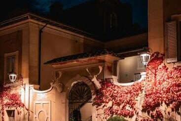 هتل Rosewood Castiglion Del Bosco
