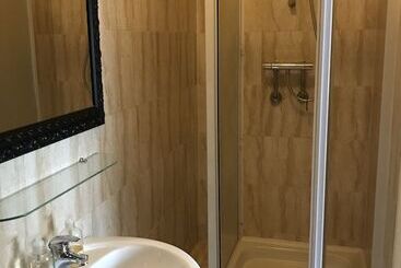 هتل Sheil Suites