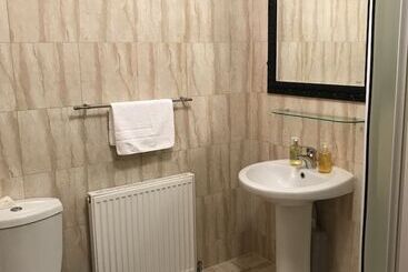 هتل Sheil Suites