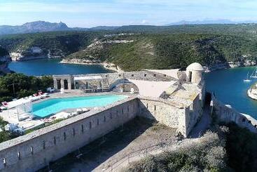 هتل Spa Genovese