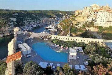 هتل Spa Genovese