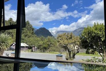 汽车旅馆  The Terrace