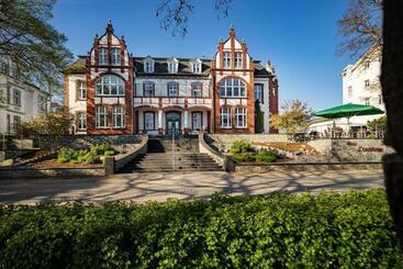 Strandhotel Garni Kormoran - Zinnowitz