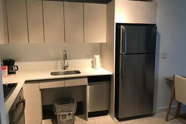 Beach Walk Resort De Lux Apartment