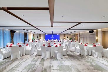 هتل Grand Mercure Wuhan Qiaokou