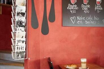 هتل Le Café Hôtel De L Aubier
