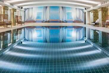 Apartment Residences At Park Hyatt