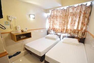 پانسیون Toronto Guest House