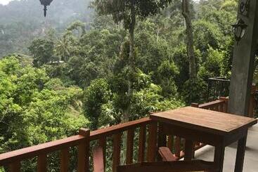 تختخواب و صبحانه Raveena Guest House