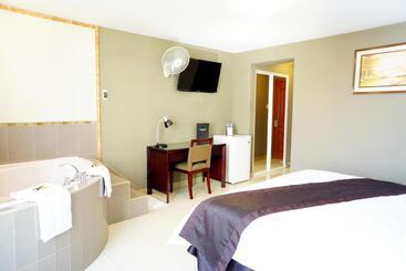 Gran Mundo Hotel & Suites