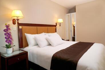 Gran Mundo Hotel & Suites