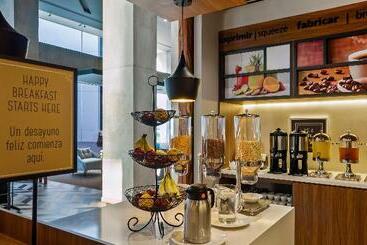 هتل Hampton Inn By Hilton Nuevo Vallarta