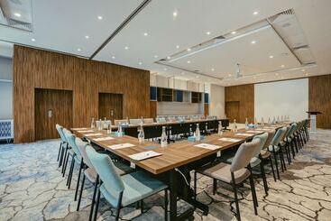 هتل Hilton Garden Inn Casablanca Sud