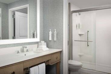 هتل Homewood Suites By Hilton Destin
