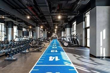 هتل Hyatt Centric Jumeirah Dubai