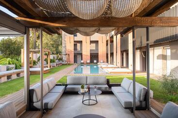 Pilot Amphora Boutique Hotel Adults Only