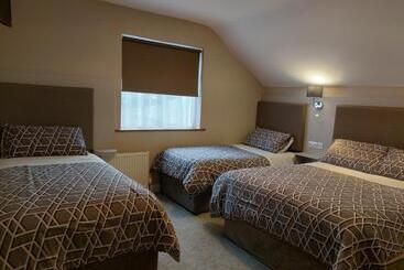 تختخواب و صبحانه Murphy S Guesthouse