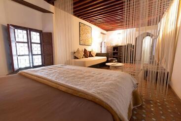 Riad El Ma