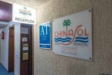 Apartamentos Chinasol Suites