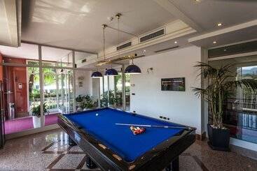 Continental   Tonellihotels - Nago Torbole
