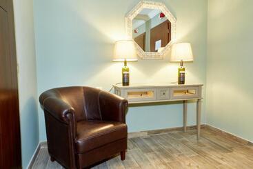 Crocus Gere Bor Hotel Resort & Wine Spa