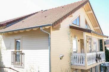 هتل A La Villa Boucicaut