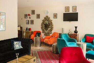 هتل A La Villa Boucicaut