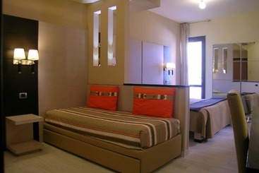 هتل Albergo La Marina B&b