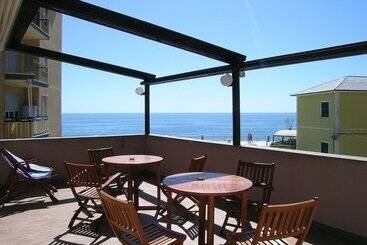 هتل Albergo La Marina B&b