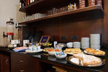 هتل Albergo La Marina B&b