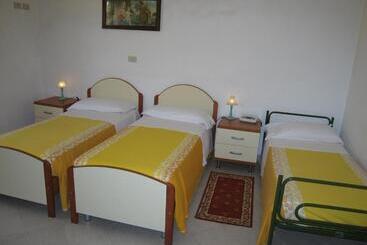 هتل Albergo Natucci