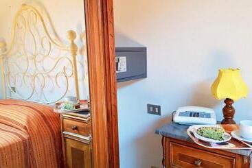 هتل Albergo Natucci