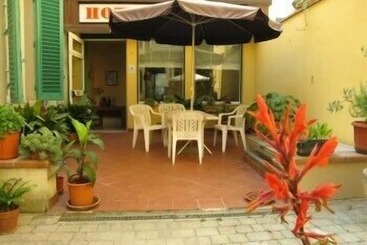 هتل Albergo Natucci