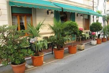 هتل Albergo Natucci