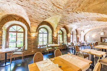 هتل Aux Tanneries De Wiltz
