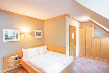 هتل Aux Tanneries De Wiltz