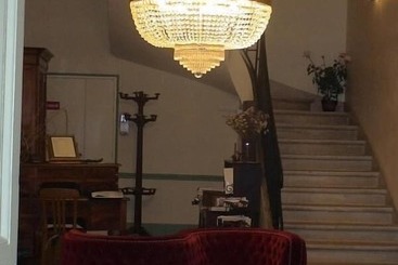 هتل Frederic