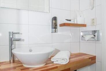 هتل Hostellerie Schuddebeurs