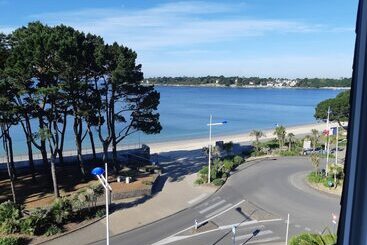 هتل Kastel & Spa Avec Piscine D Eau De Mer Chauffee
