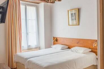 هتل Le Relais Des Templiers