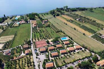 هتل Le Tre Isole