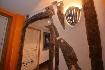 هتل Relais De La Cote D Or