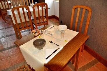 هتل Relais De La Cote D Or