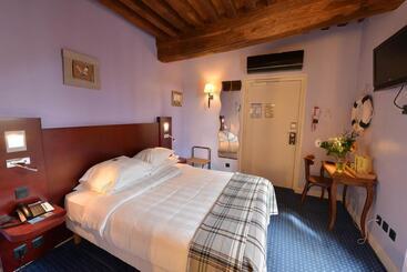 هتل Relais De La Cote D Or