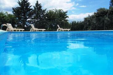 هتل Hostellerie Du Causse