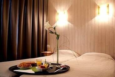 هتل Logis Hôtel Le Relais