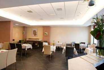 هتل Logis Hôtel Restaurant L Europe