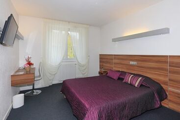 هتل Logis Hôtel Restaurant L Europe