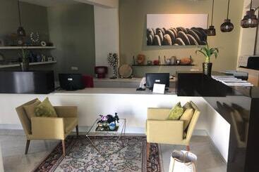 هتل Medinn Boutique