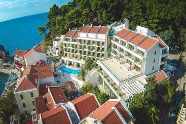 هتل Monte Casa Spa & Wellness